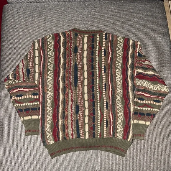 90s 3D Knit Coogi Style Multicolor Men's Sweater - Picture 4 of 4